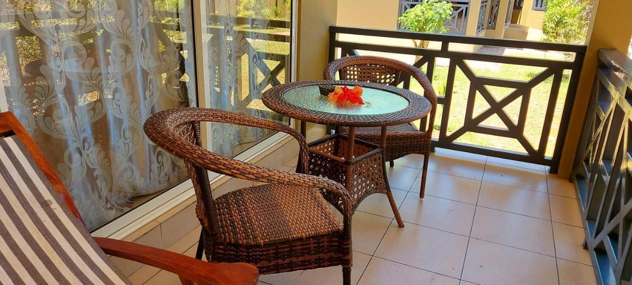 Hostellerie La Digue Luaran gambar